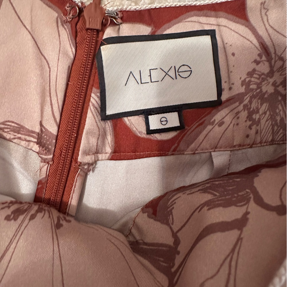 Alexis Floral Patterned Flowy Wide Leg Pants - Picture 3 of 4